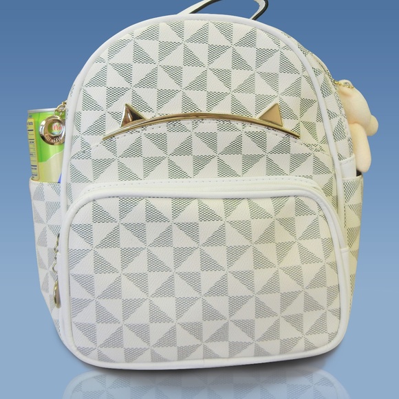 Small Backpack with Bunny - Geometric Pattern - Picture 4 of 7